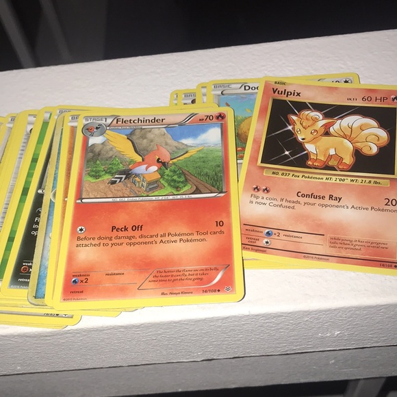 One pack of 20 Pokémon cards - Picture 2 of 3
